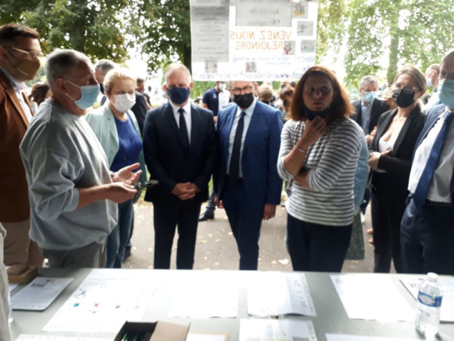 Jean Marie Vanlerenberghe, Sénateur du Pas de Calais ; Emmanuelle Lapouille, Conseillère départementale ; Roxana Maracineanu, Ministre chargée des Sports ; Fréderic Leturque, Maire d’Arras, Président de la Communauté urbaine ; Louis Lefranc, Préfet du Pas-de-Calais ; Jacqueline Macquet, Députée de la 2e circonscription du Pas-de-Calais ; Grégoire Duvent, Directeur de l’Office des Sports ; Hubert Tourneux, Président de l’ARSSA.