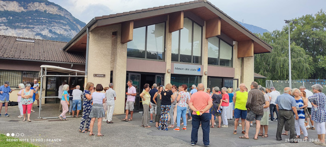 SOIRÉE FESTIVE À SASSENAGE SOIRÉE FESTIVE À SASSENAGE