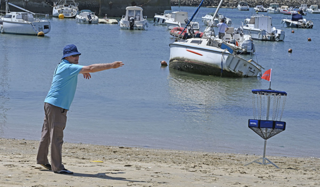 Disc-golf sur la plage Disc-golf sur la plage