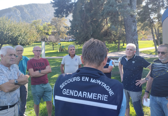 REGROUPEMENTS DES IF RANDONNÉE EN MONTAGNE REGROUPEMENTS DES IF RANDONNÉE EN MONTAGNE