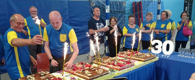 LE CLUB DE CRÉPY-EN-VALOIS A FÊTÉ SES 30 ANS LE CLUB DE CRÉPY-EN-VALOIS A FÊTÉ SES 30 ANS