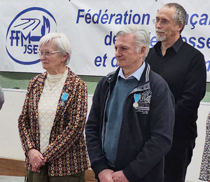 REMISE DE MÉDAILLES EN GIRONDE REMISE DE MÉDAILLES EN GIRONDE