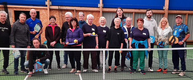 À TRÉLAZÉ, « Y'A P(L)US QU'À... » À TRÉLAZÉ, « Y'A P(L)US QU'À... »