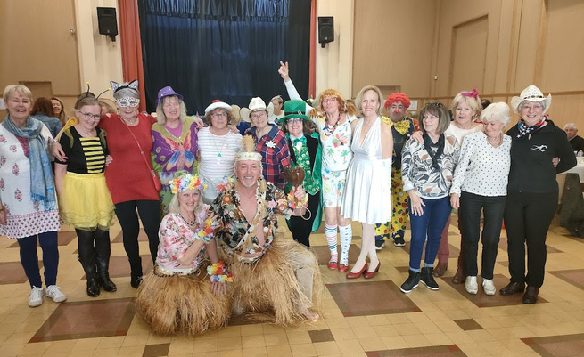 JOURNÉE FESTIVE À OLLIOULES JOURNÉE FESTIVE À OLLIOULES