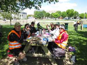 DES VENDÉENS EN SÉJOUR CYCLISTE DES VENDÉENS EN SÉJOUR CYCLISTE