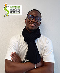 DU RENFORT À LA COM’