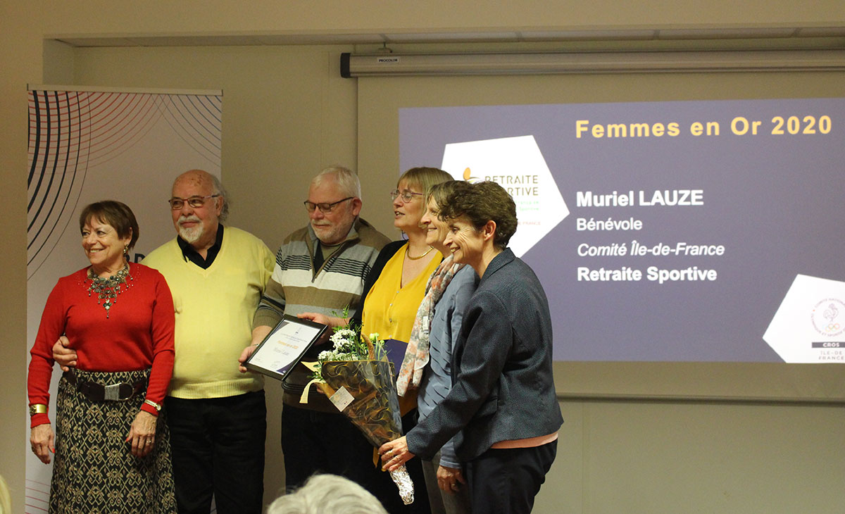 Muriel Lauze : 3e personne en partant de la droite.