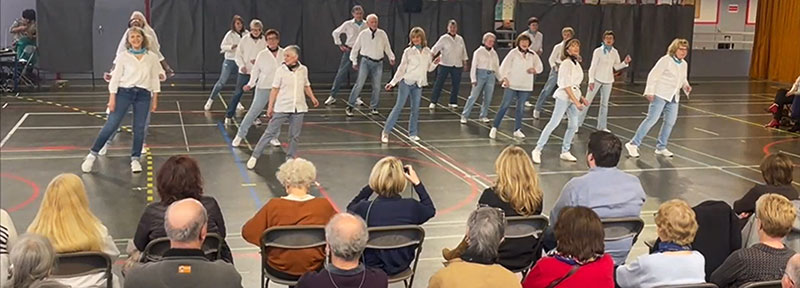 DANSES ET SKETCHS À LA RS CHEVILLY-LARUE