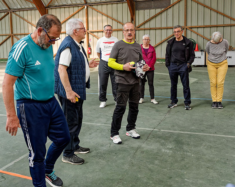 DÉCOUVERTE DU PICKLEBALL EN SEINE-ET-MARNE DÉCOUVERTE DU PICKLEBALL EN SEINE-ET-MARNE